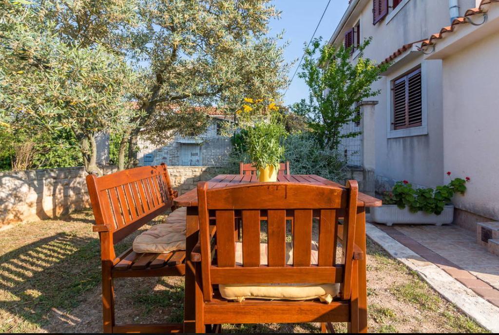 Apartment Soline Pjescana Uvala Exterior foto